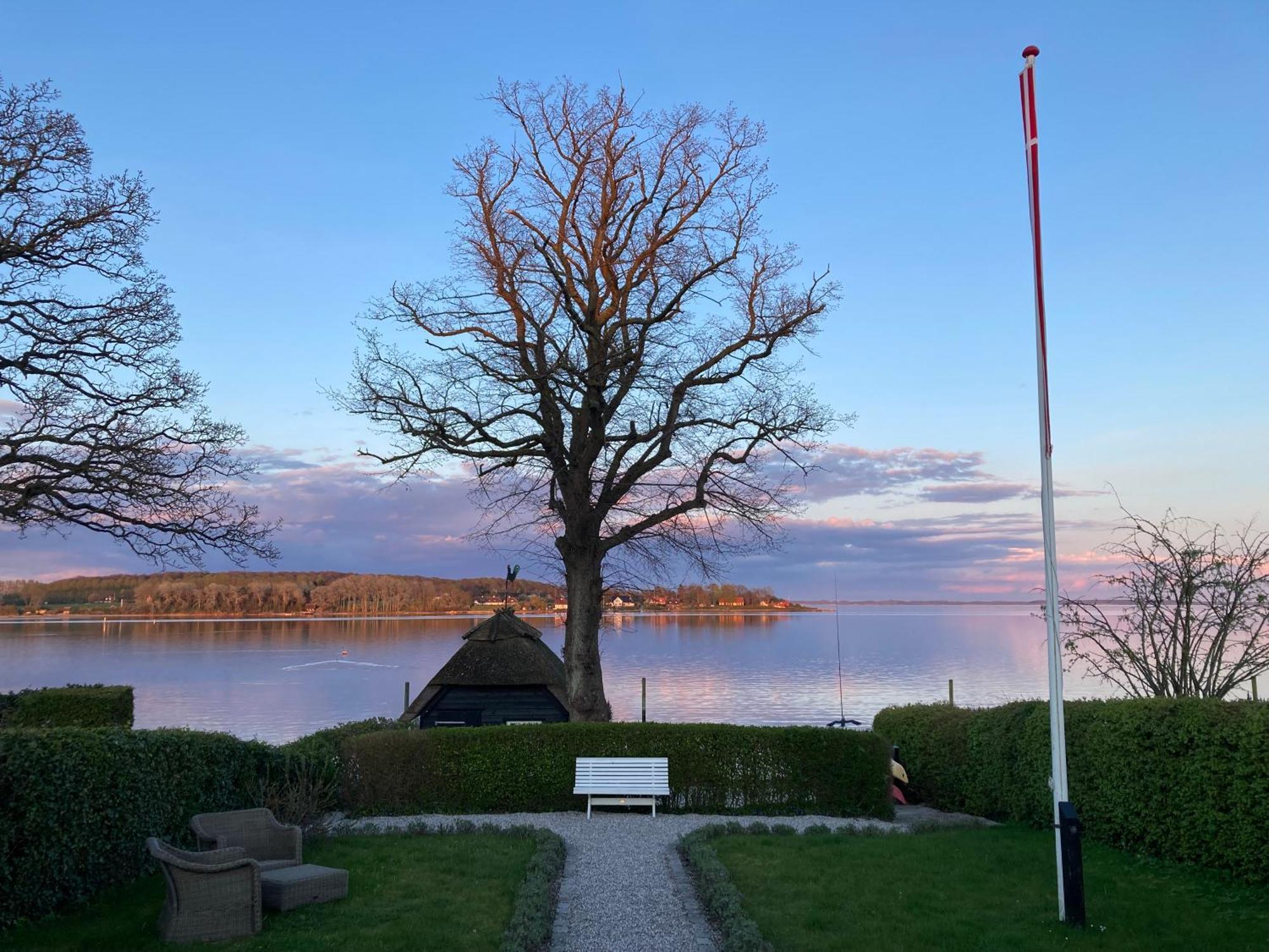 Bed & Breakfast Troense By The Sea Svendborg